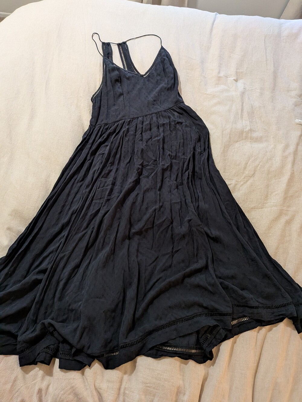 Black Sleeveless Flowing Maxi Dress